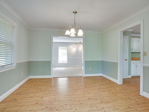 5th image of 45865 Stoney Ct