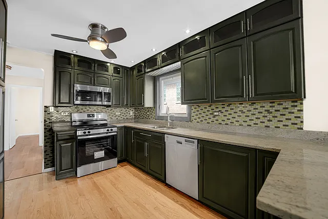 7520 W Carmen Ave — Photo 11