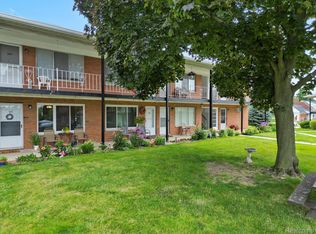 2121 Clawson Ave UNIT 206, Royal Oak, MI 48073