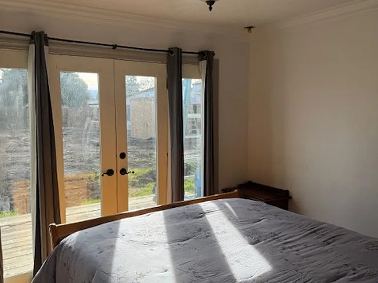 685 Beall Ln — Photo 10