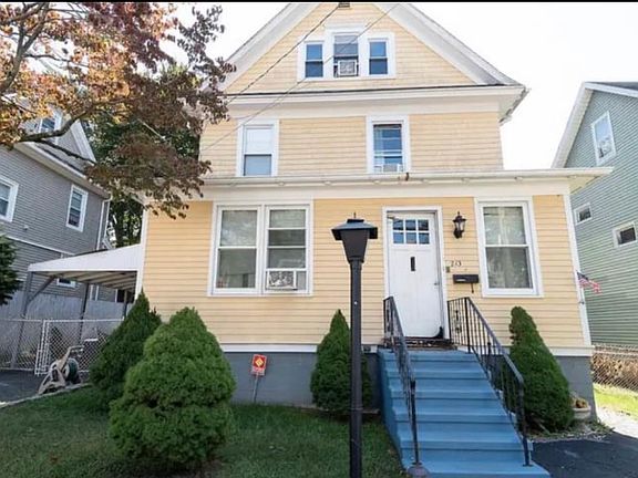 3rd image of 213 Thorme St #213