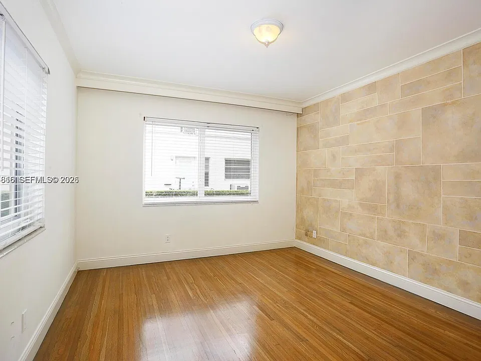 219 Menores Ave #2
