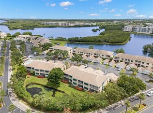 6330 99th Way N APT 14B, Seminole, FL 33708