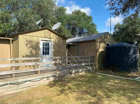 418 Polvado, Round Mountain, TX 78663
