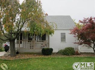 17460 Martin Rd, Roseville, MI 48066