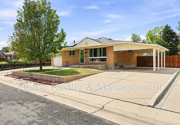 10807 Larry Dr — Photo 1