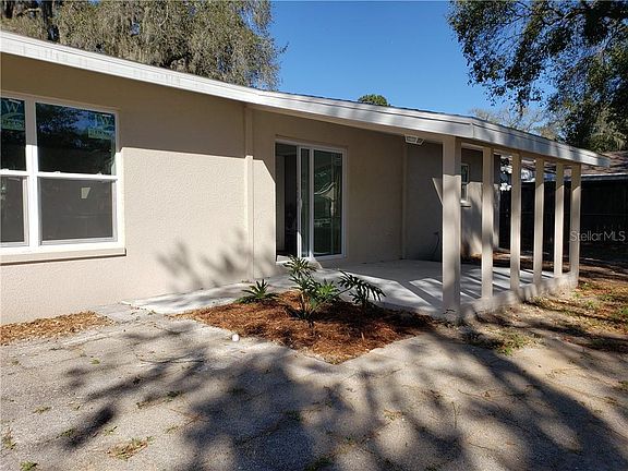 5th image of 605 Carolyn Dr