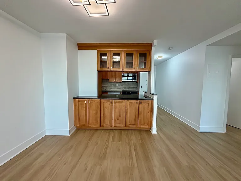 770 Anderson Ave #14C — Photo 10