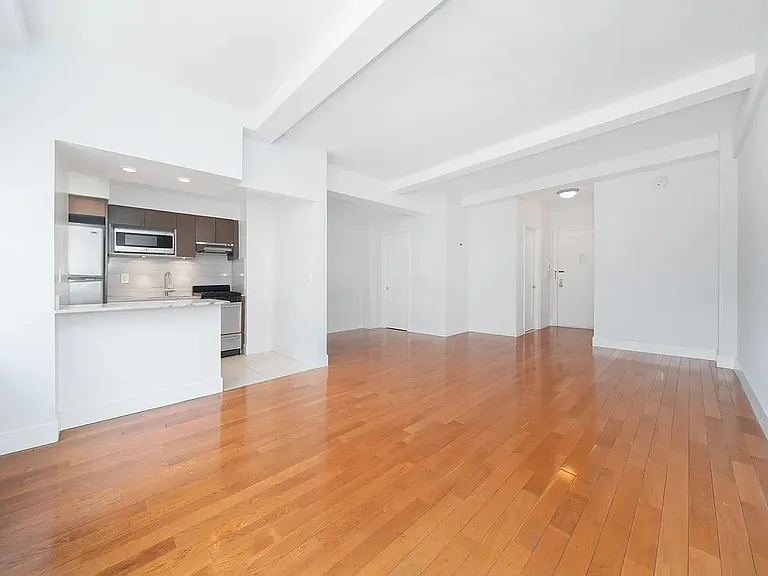 400 E 57th St #3DH — Photo 4