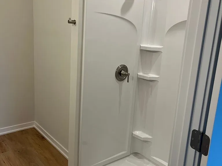 12354 Edgewater Dr — Photo 19