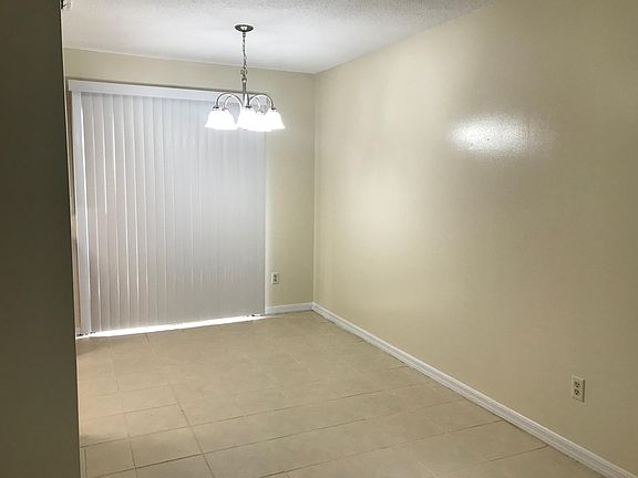 3rd image of 3748 NW Huntsboro St APT 101