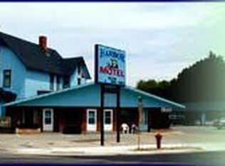 311 S Cedar St, Manistique, MI 49854