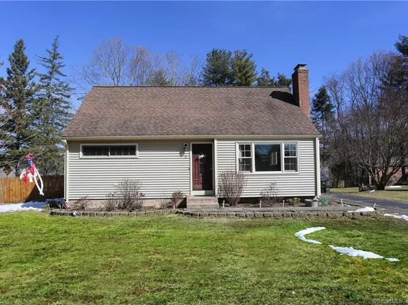2 Hayes Road, Simsbury, CT 06081
