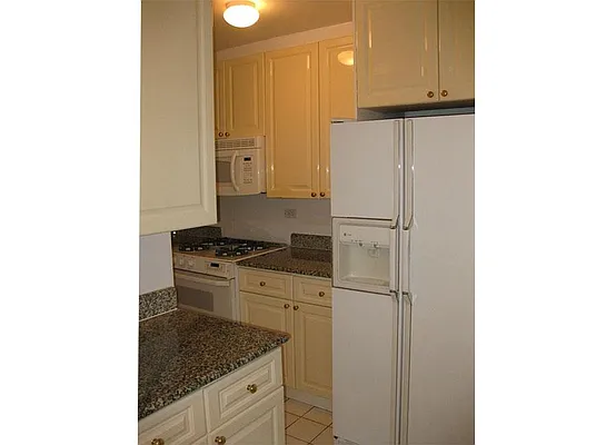 Rented by Warburg | media 17