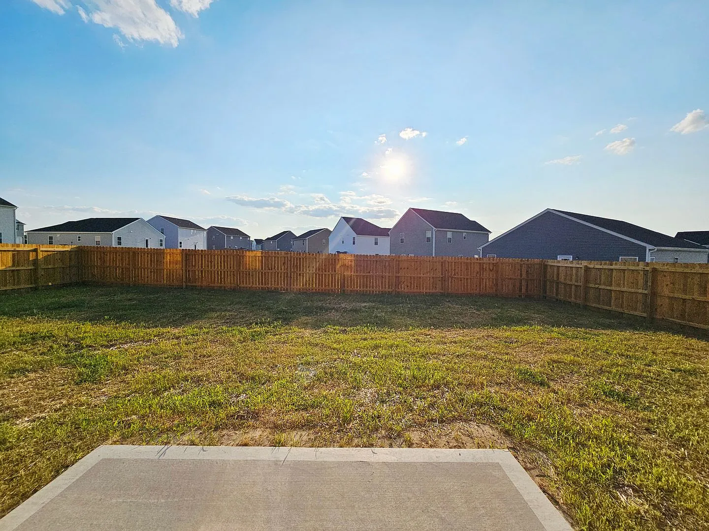 NEW 4- Bedroom Home With Loft, Bonus Room and Fenced Backyard — Photo 3