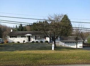 767 Loop Rd, Hollidaysburg, PA 16648