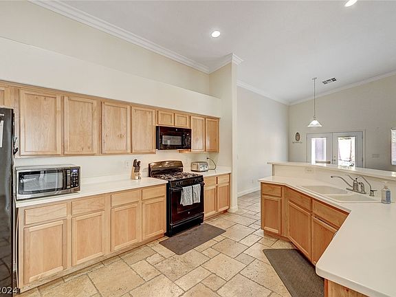 5th image of 3116 Tanagrine Dr