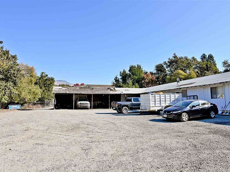 2nd image of 919 Matadera Way
