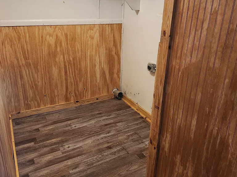 247 Hedge St — Photo 15