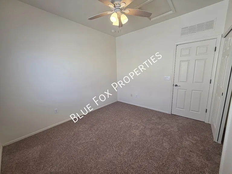 3508 W Lost Village Ln — Photo 20