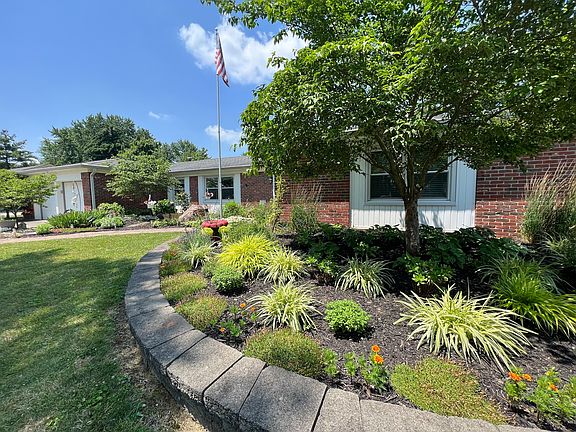 3rd image of 1522 Chapman Dr