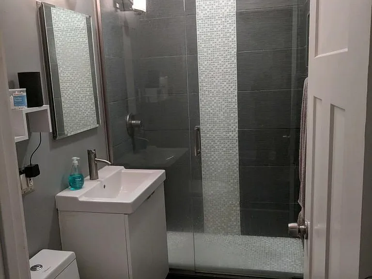 61 E Cedar St #1A — Photo 8