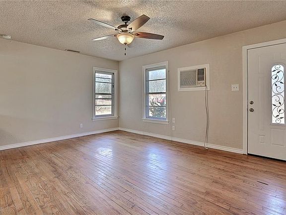 4th image of 3017 Glenda Ave