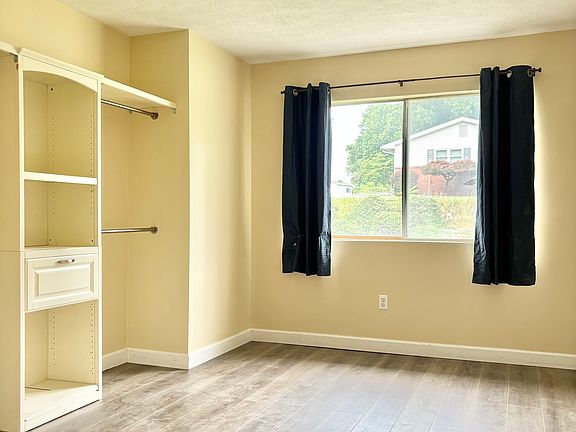 3rd image of 1500 Charles St #5