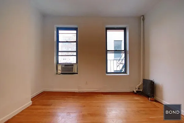 Rented by Bond New York | media 22