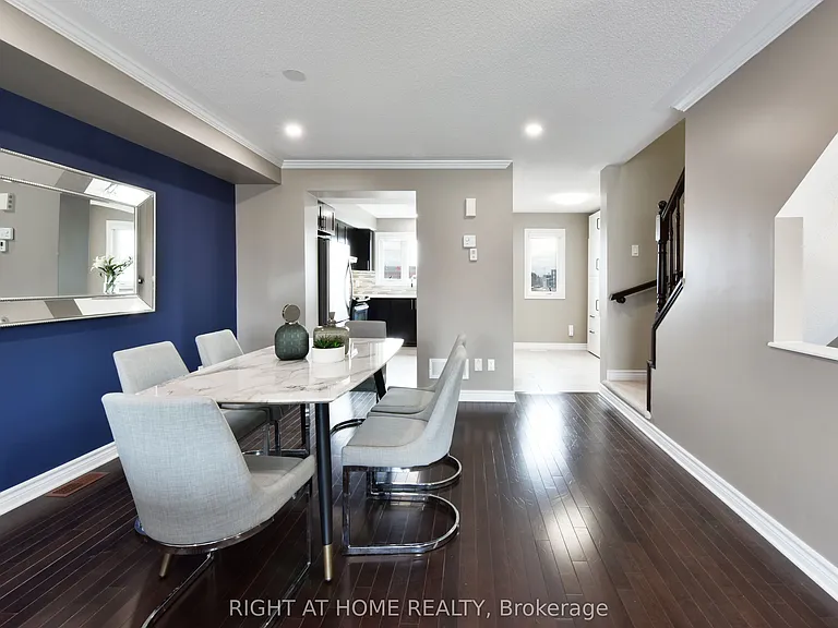 520 Silvertip Ln — Photo 17