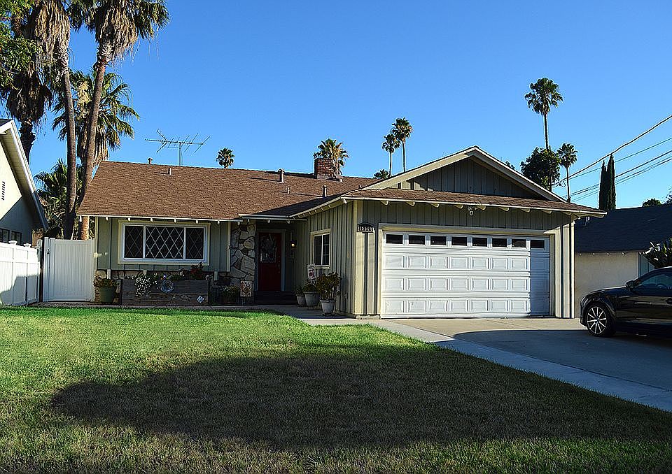1st image of 15506 Valerio St