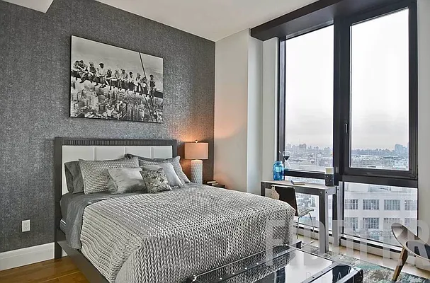 Rented by The KCI Group | media 70