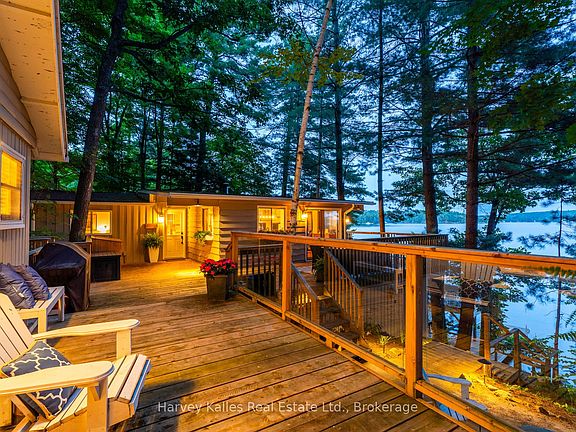 5th image of 1043 Muskoka Crescent Rd