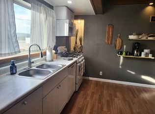 21008 Bear Valley Rd #2, Apple Valley, CA 92308