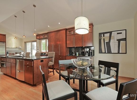 3rd image of 13928 Cynthia Ln