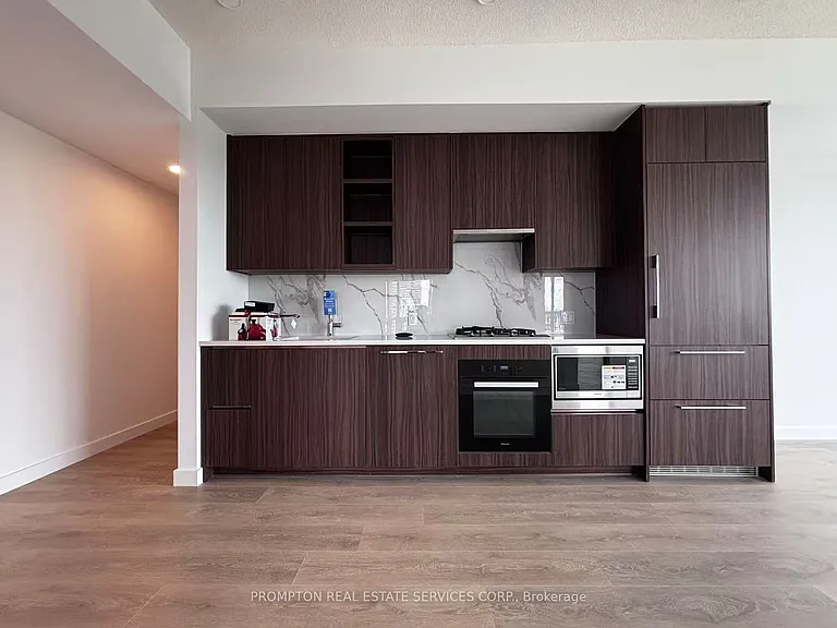 75 Billes Hts #633 — Photo 4