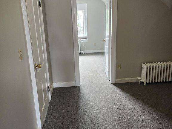 4th image of 25 N Washington St #38
