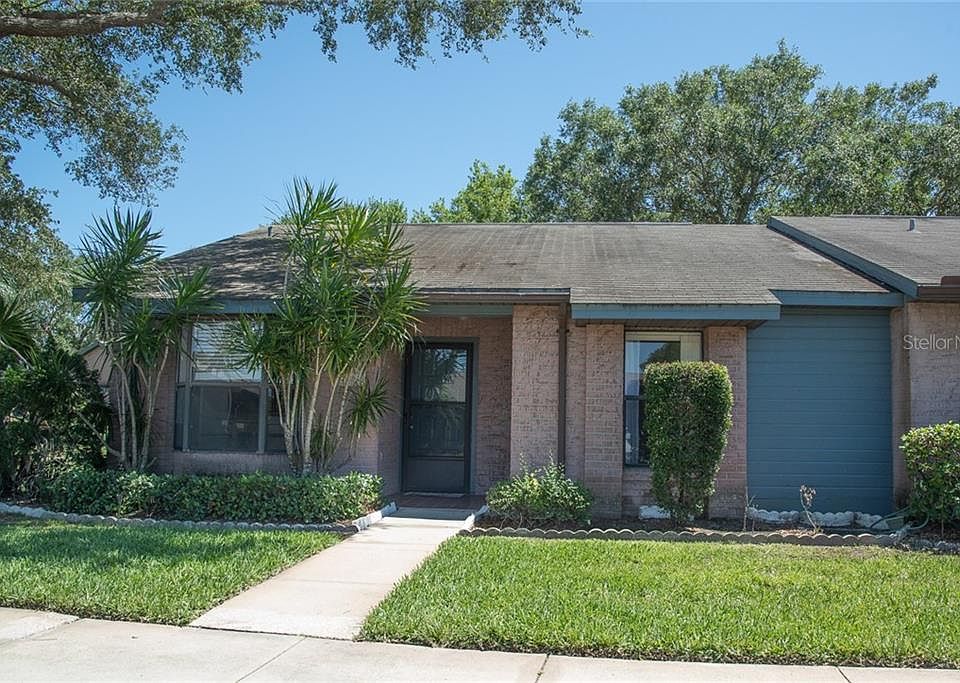 1st image of 2681 King Oak Cir