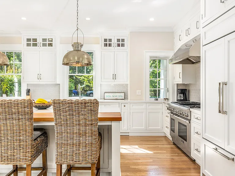 2 Hannahs Ct — Photo 9