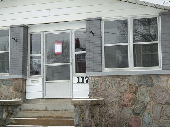 4th image of 117 Valley Ave NW