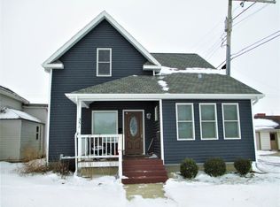 351 E Lincoln St, Nappanee, IN 46550