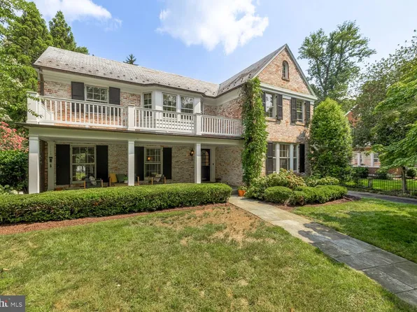 4517 Hawthorne St NW, Washington, DC 20016