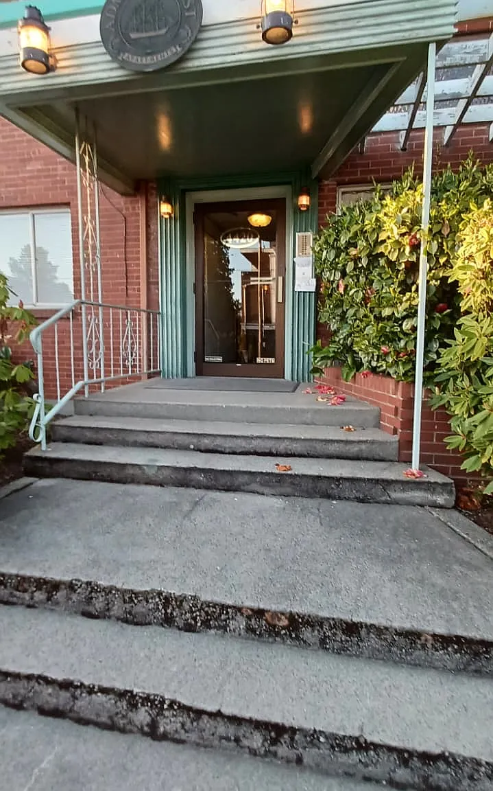 1 bed, 850 sqft, $1,625 — Photo 3