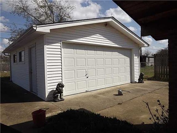 5th image of 7180 Juana Dr
