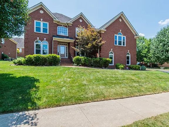 2nd image of 101 Tiffany Ct