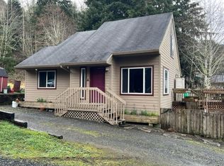 301 S Neptune St, Rockaway Beach, OR