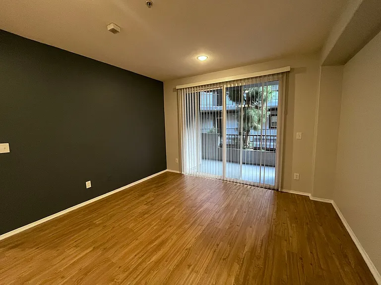 2820 Sawtelle Blvd — Photo 75
