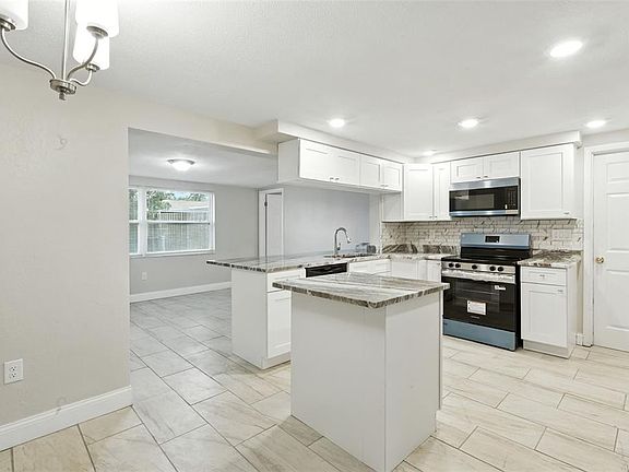 5th image of 9239 PALM AVENUE