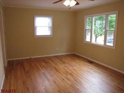 3953 Ashby Rd, Saint Ann, MO, 63074
