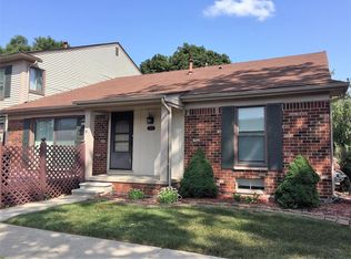 41152 Northwind Dr, Canton, MI 48188